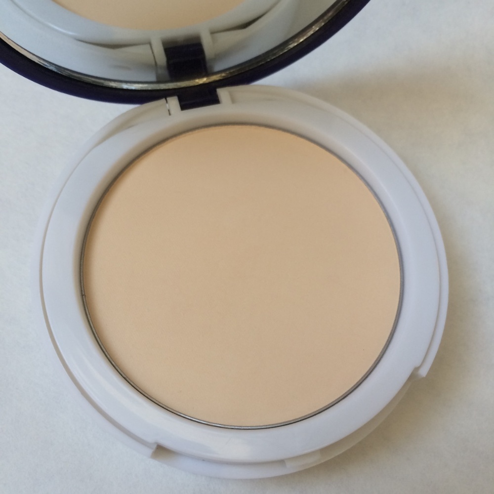 DISCONT'D Paula's Choice Powder Porcelain Fair NEW